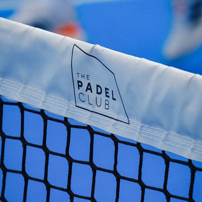 Padel Club net and player